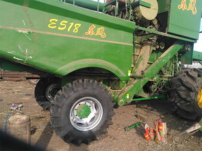 联合收割机的技术革新 后驱改造与农业机械服务发展